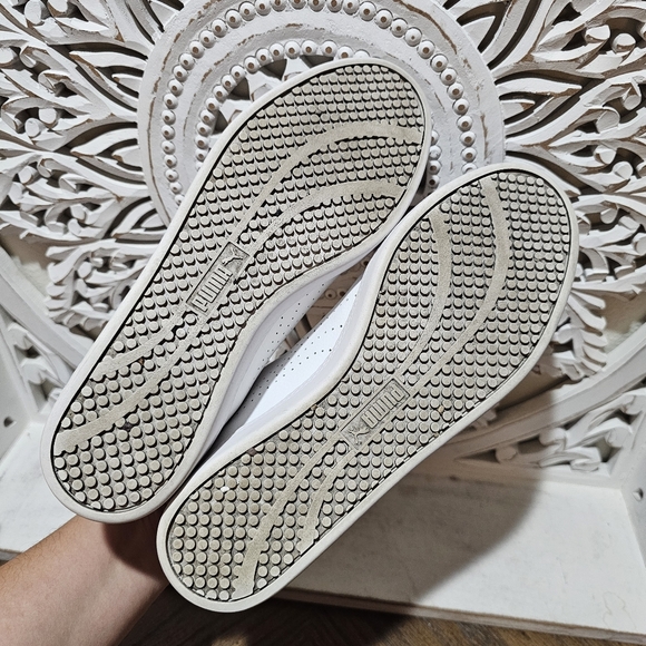 Puma White Sneakers womans size 10 - Picture 8 of 8